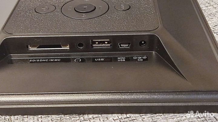 Цифровая фоторамка Digma 8