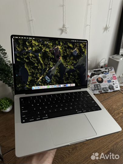 Macbook Pro 14 m1 16 512