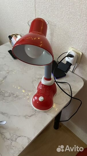 Лампа настольная