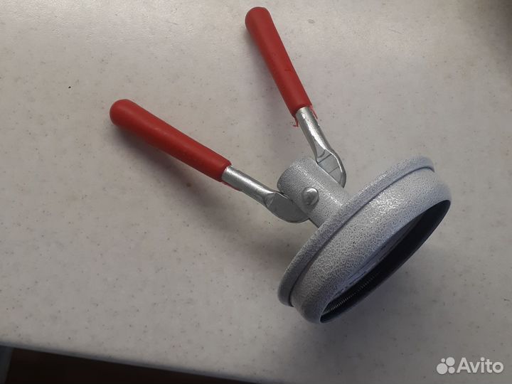 Закаточная машинка