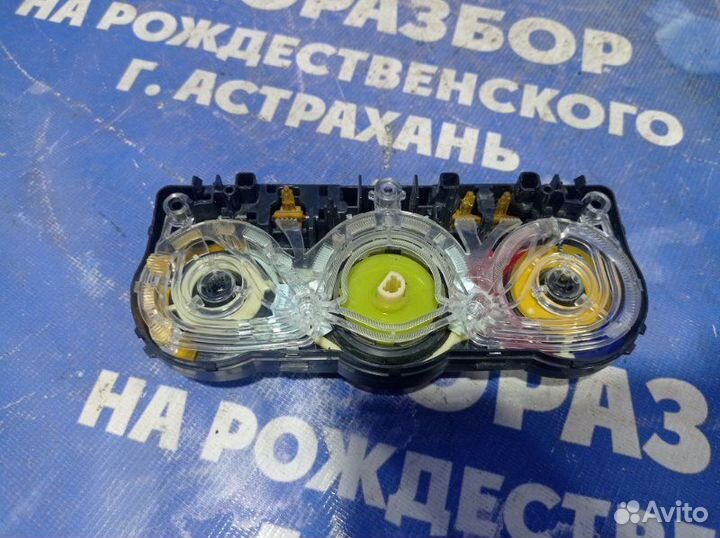 Блок управления печкой Opel Corsa D купе 2011