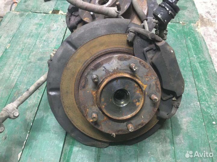 Поворотный кулак на ниву