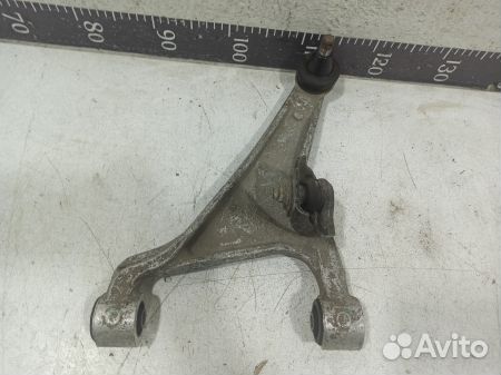 Рычаг задний верхний правый