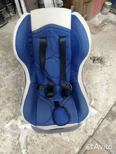 Детское кресло автомобильное