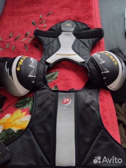 Нагрудник хоккейный jr