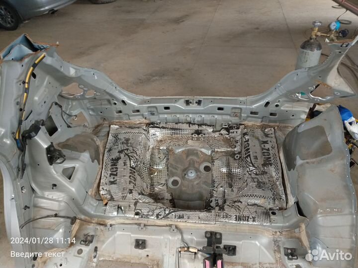 Заднее правое крыло, задняя панель, KIA Seed 2006