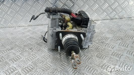 Блок ABS toyota camry V50 (XDN01KW01)