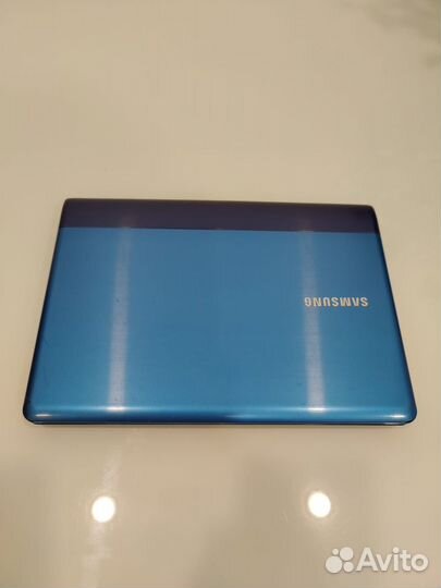 Ноутбук samsung