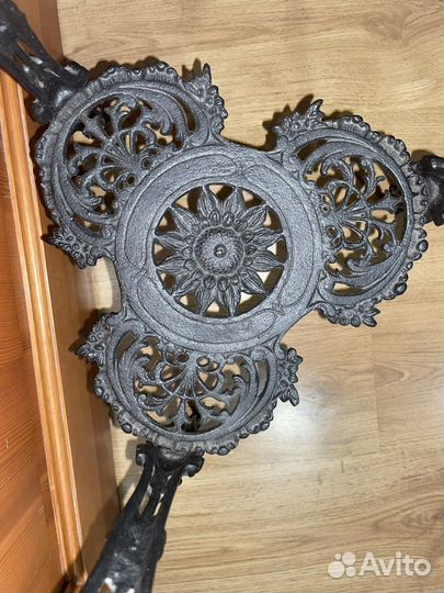 Этажерка чугун