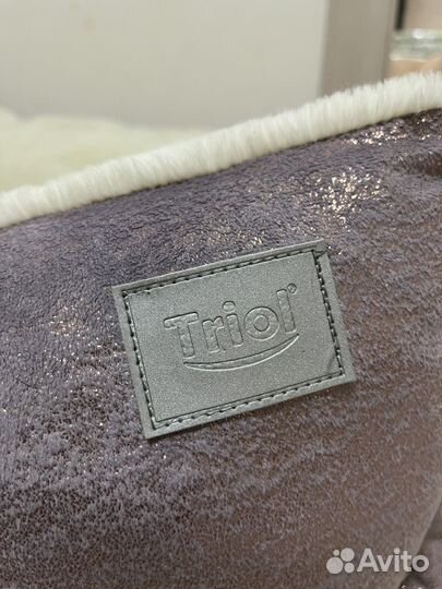 Лежанка для маленьких собак