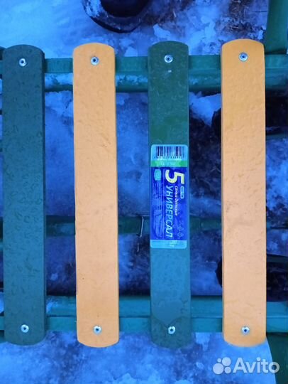 Детские санки с выдвижными колесами