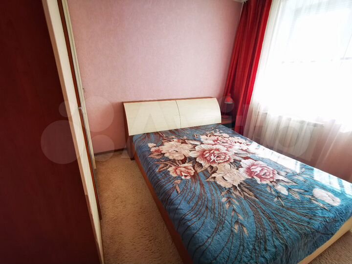 2-к. квартира, 54 м², 4/10 эт.