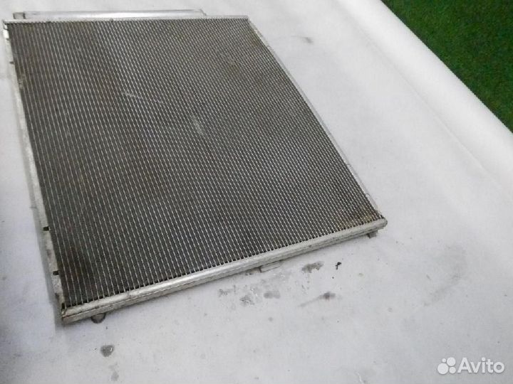 Радиатор кондиционера (конденсер) Toyota Land Crui