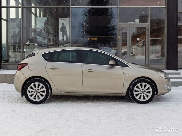 Opel Astra 1.6 AT, 2011, 195 933 км