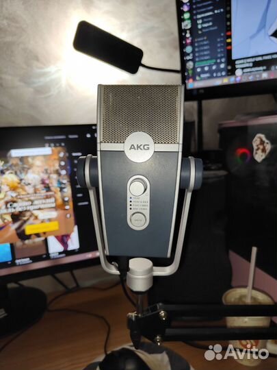 Микрофон AKG lyra