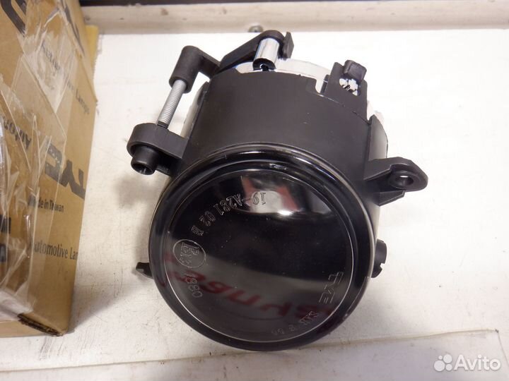 Фара противотуманная правая Ford Mondeo 3