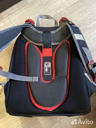 Школьный рюкзак артопедический