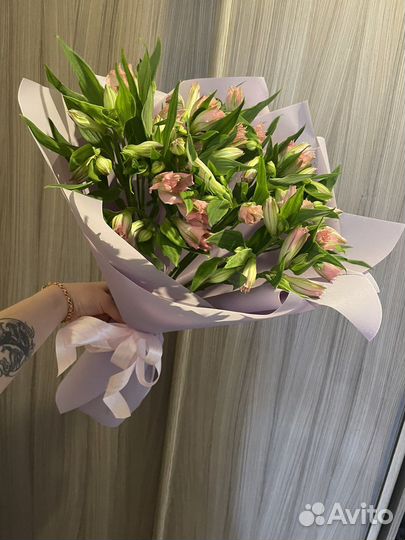 Букет цветов Альстромерий