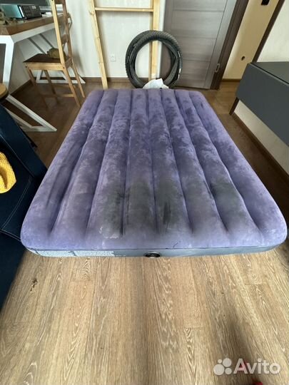 Надувной матрас Intex