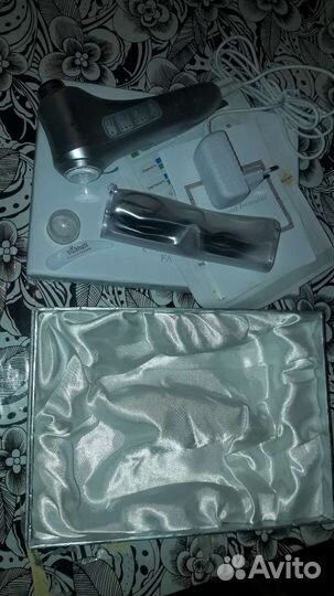 Массажер для лица новый