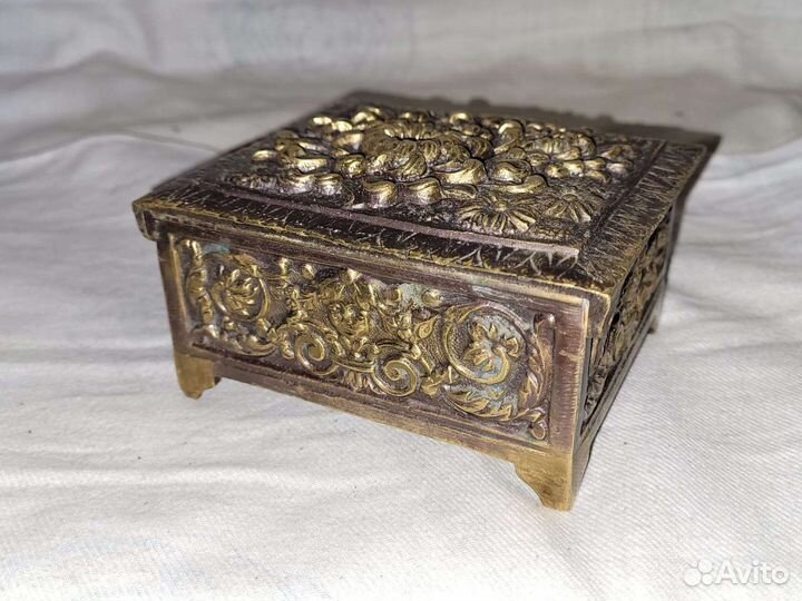 Антикварная Шкатулка