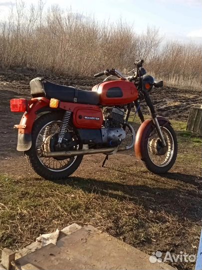Мотоцикл восход 3м