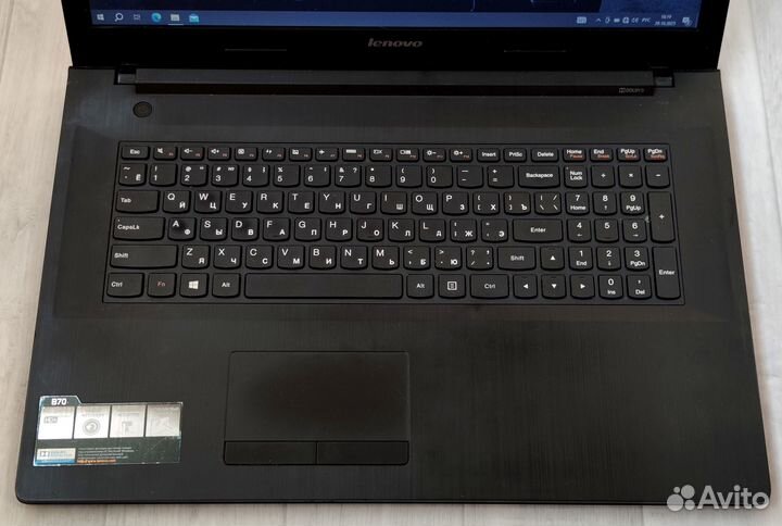 Игровой Lenovo\17.3\i3\SSD 256\GT 920M(2gb)\ozu 8