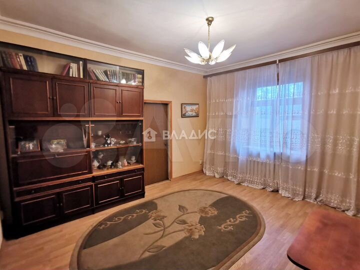 3-к. квартира, 67 м², 2/5 эт.