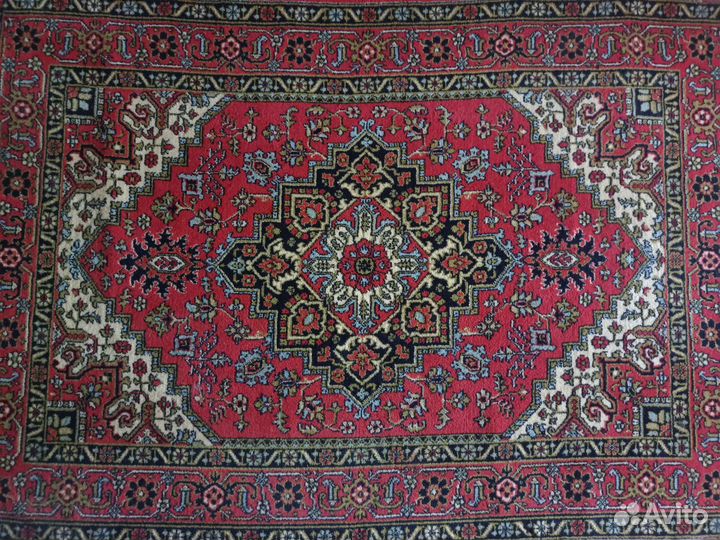 Ковер шерстяной