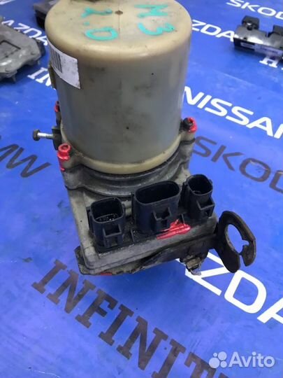 Насос гидроуселителя руля Mazda 3 BK 2.0 2003-2009