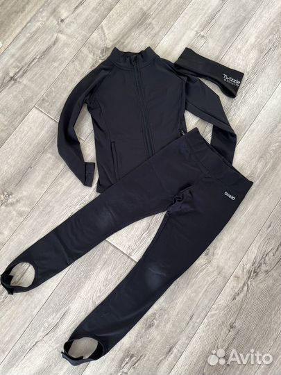 Тренировочный костюм для фигурного катания