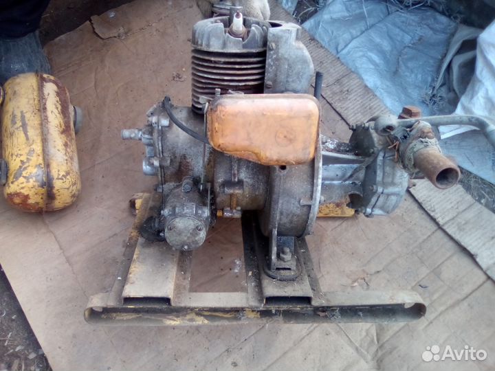 Насос бензиновый