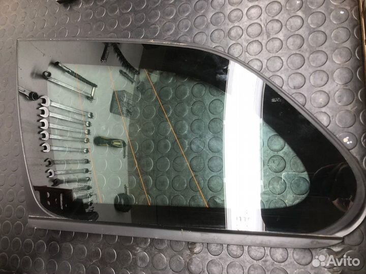 Стекло Вольво хс60 Volvo XC60 Заднее боковое