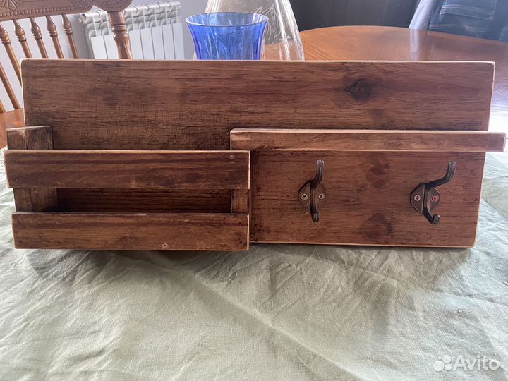 Вешалка-ключница