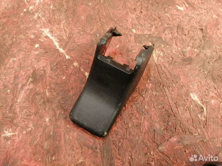 Накладка салазок сидения Toyota Venza 2009-2017