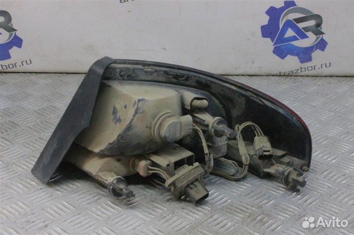 Фонарь задний левый Dodge Chrysler Stratus 2 2.7