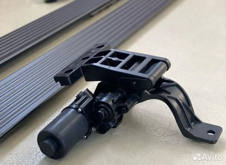 Подножки пороги на Lixiang L7