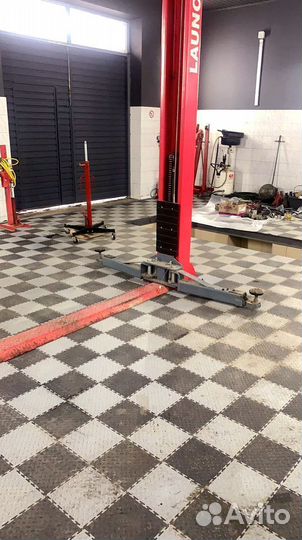 Пвх плитка pacпpoдажа от 10м532