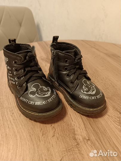 Ботинки демисезонные для девочки 25 размер