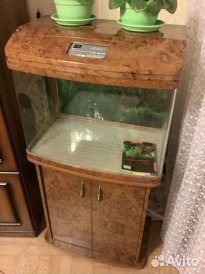 Аквариум с тумбой