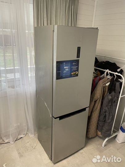 Холодильник Indesit DF5181XM