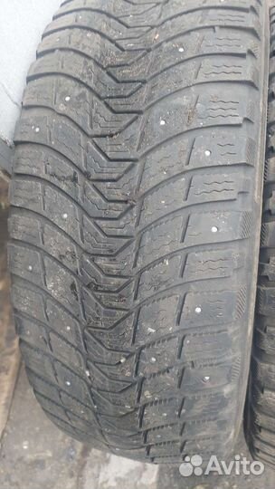 Michelin Latitude X-Ice North 3 215/60 R16