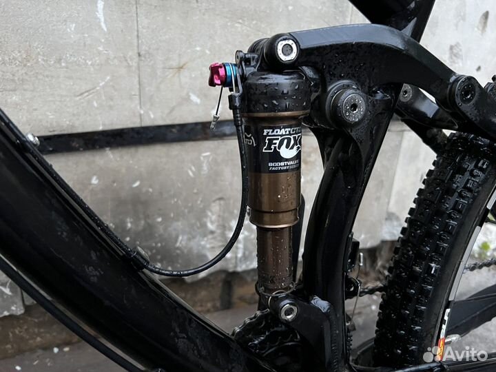 Горный велосипед Canyon Nerve Al 9.9 SL колеса 29