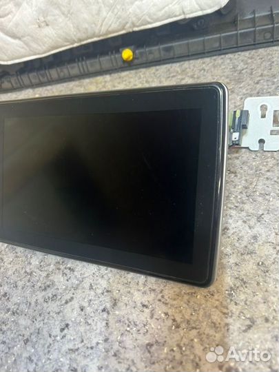 Монитор задний правый Kia K900 RJ G6DM 2019