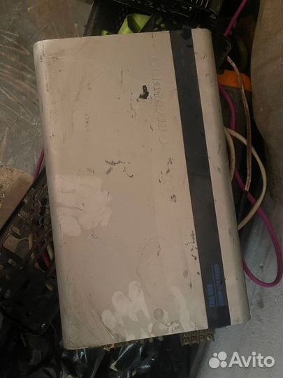 Активный сабвуфер