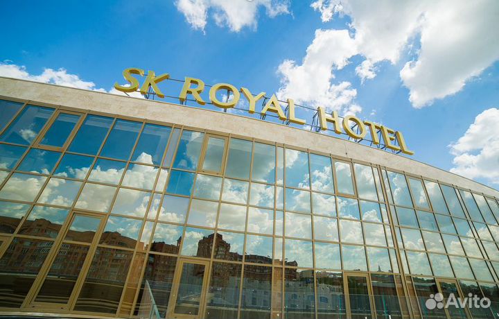 Официант рум-сервиса без опыта