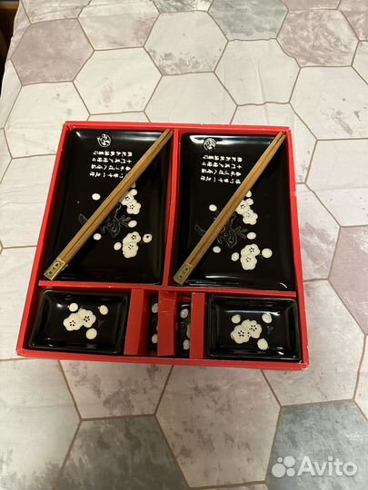 Набор посуды для суши и роллов