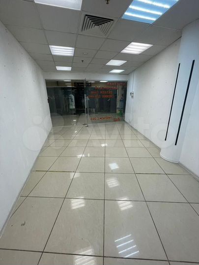 Сдам торговое помещение, 27 м²