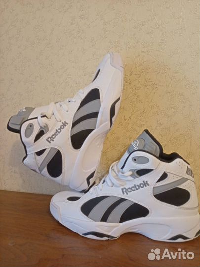 Кроссовки Reebok Above The Rim Pump Vertical