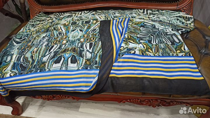 Палантин roberto cavalli 180x90 шелк италия